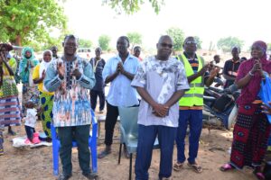 DSC_3105 - Tous pour l'homme, chacun pour le faible